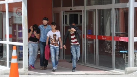 Tekirdağ Çerkezköy'de uyuşturucu satıcılarına operasyon düzenlendi.