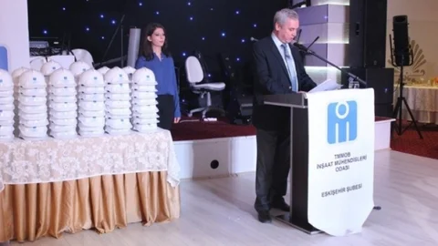 Eskişehir'de mezuniyet ve rozet takma töreni gerçekleştirildi