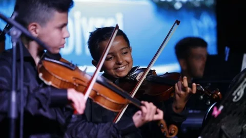 İzmir'de Genç Yeteneklerden Konser