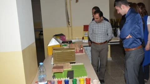 Van'da Öğrenci Sergisi