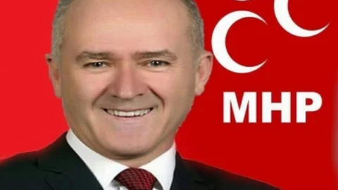 Kırşehir'de MHP adayı Cemil Yıldırım Türk, seçmenlerine teşekkür etti