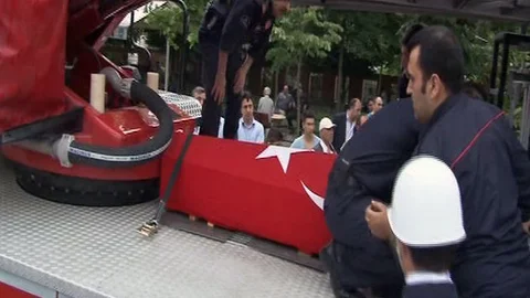 Silivri'de itfaiye eri Hayati Gökcan son yolculuğuna uğurlandı