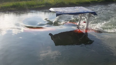 Bafra'da traktör kanala devrildi, sürücü hayatını kaybetti