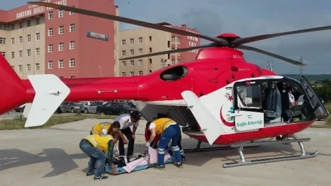 Bursa'da kanamalı hasta helikopterle hastaneye götürüldü