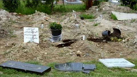 Danimarka'da Müslüman mezarlığına çirkin saldırı yapıldı