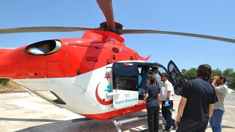 Bodrum'da prematüre olarak dünyaya gelen bebek, ambulans helikopterle Denizli'ye sevk edildi.
