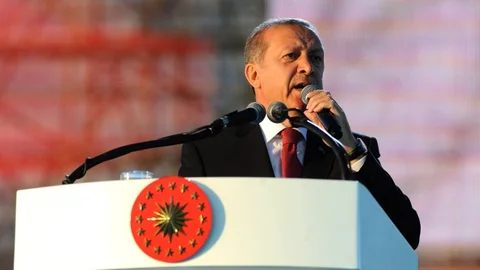 Ağrı'da Erdoğan, Demirtaş'a sert sözlerle yüklendi.