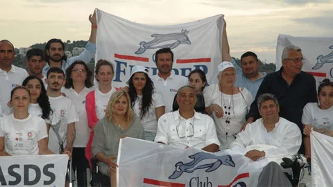Bodrum'da Engelli Gençlere Dalış Eğitimi