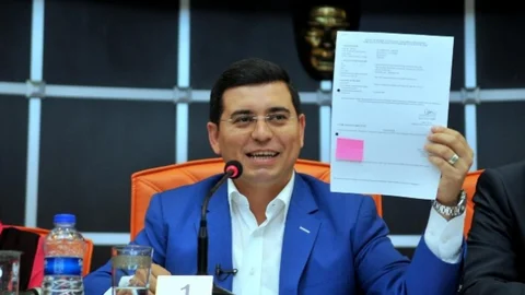 Kepez'de Tütüncü, MHP'nin iddialarına belgelerle yanıt verdi