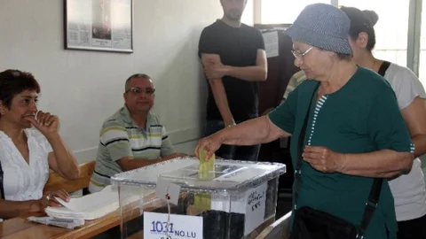 İzmir'de seçim heyecanı başladı