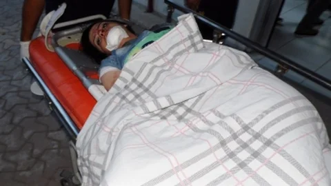 Adıyaman'da otomobil şarampole uçtu