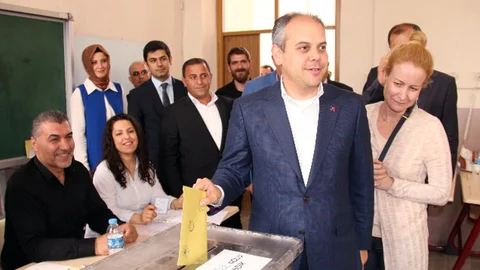 Gençlik ve Spor Bakanı Kılıç, Samsun'da oyunu kullandı.