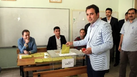 Kütahya'da İshak Gazel oyunu kullandı