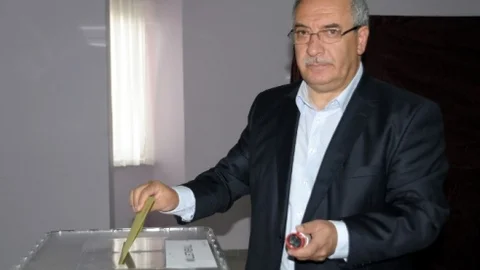 Bilecik'te Vali Nayir eşiyle oyunu kullandı