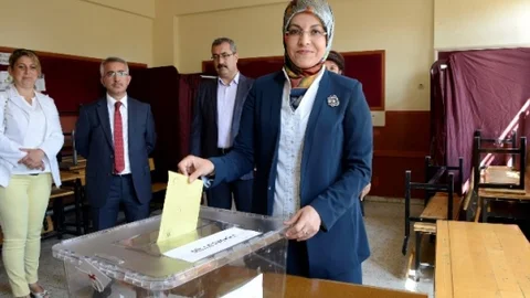 Konya'da Başkan Toru oyunu kullandı