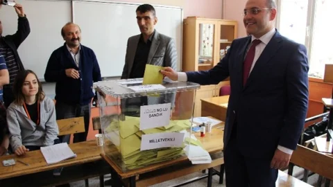 Kütahya'da Ali Çetinbaş oyunu kullandı