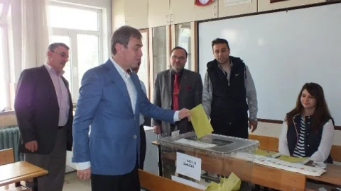 Kütahya'da Milletvekili Kavuncu oyunu kullandı