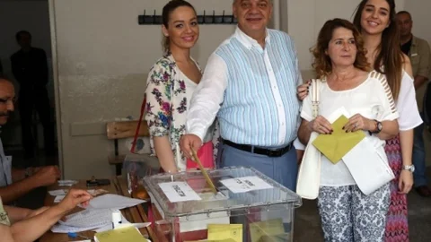 Manisa'da Cengiz Ergün oyunu kullandı