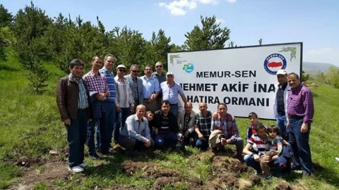 Erzurum'da 14 bin fidan Mehmet Akif İnan anısına dikildi
