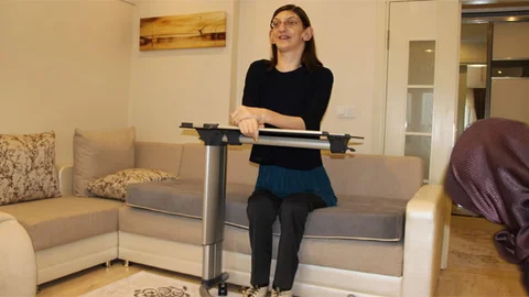 Safranbolu'da Dünyanın En Uzun Kızı Oy Kullanamadı