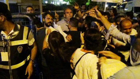 Diyarbakır'da gergin anlar: Sahte oy iddiası!