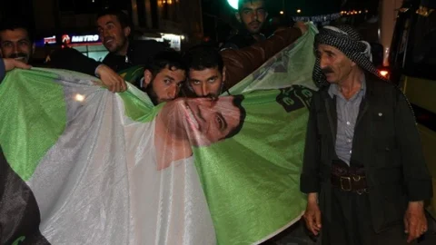 Van'da HDP'nin Sevinç Kutlaması