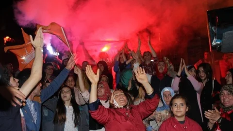 Rize'de AK Parti'nin Yüzde 66.8 Oy Oranıyla Kutlama Gerçekleştirildi