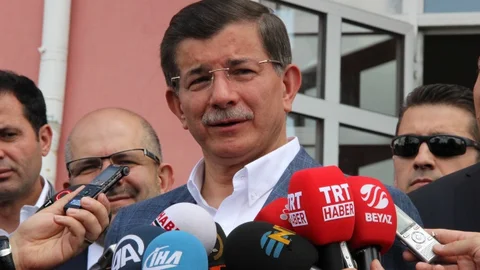 Ankara'da Davutoğlu'nun Demokrasi Mesajı
