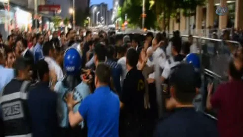 Malatya'da Adliye Önünde Gerginlik