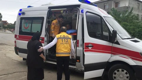 Fatsa'da trafik kazasında 2 kişi yaralandı
