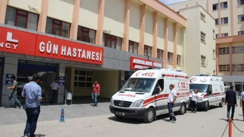 Gaziantep'te hasta yakını bıçakla doktora saldırdı