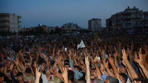 Adıyaman'da HDP'liler seçim zaferini kutladı