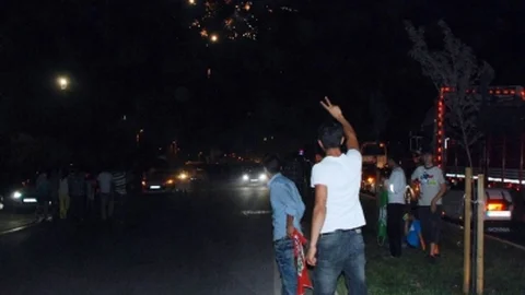 Diyarbakır'da kutlamalarda silahlı saldırı: 9 yaralı