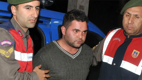 Mersin'de Özgecan'ın katilinin eşi boşanma davası açtı