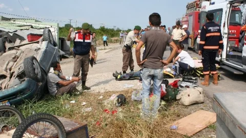 Çanakkale'de askeri araç kaza yaptı