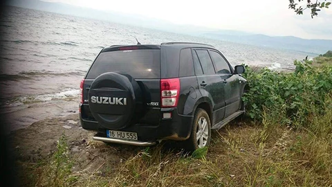 Bursa'da kaybolan emlakçının aracı İznik Gölü'nde terk edilmiş olarak bulundu