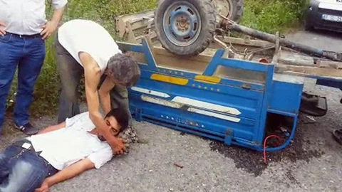 Zonguldak Alaplı'da pat pat aracı devrildi, sürücü yaralandı