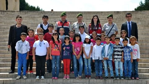 Ankara'da Jandarmadan Miniklere Gezi Desteği