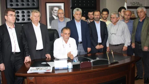 Beşikdüzü'nde Başkan Organ Bıçakçıoğlu darp edildi