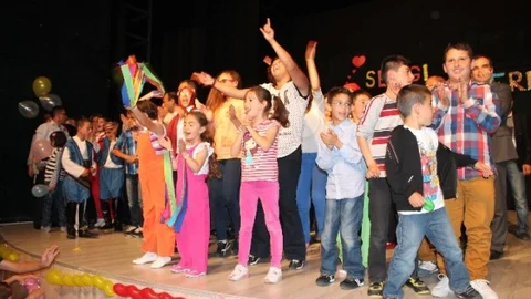 Niğde'de Sevgi Evleri Mezuniyet Töreni