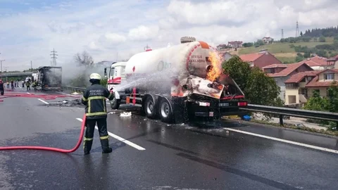 İzmit'te LPG yüklü tanker yangınına neden olan kaza