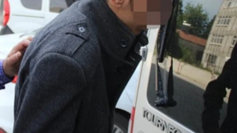 Samsun'da hırsızlık yaptığı iddia edilen 17 yaşındaki genç tutuklandı.