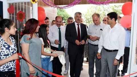 Adana'da Kütüphane Açılışı Gerçekleşti