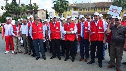 Adana'da Türk Kızılayı İyilik Yürüyüşü yapıldı