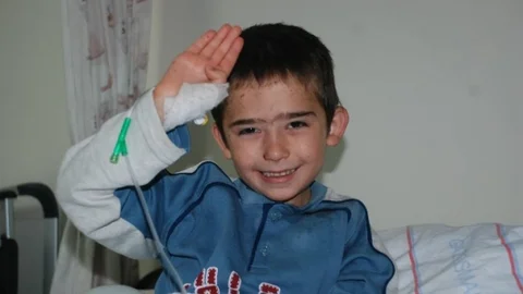 Tokat'ta 5 gün ormanda kaybolan 6 yaşındaki Mustafa Yaşar, yağmur suyu içerek hayatta kalmayı başardı.