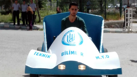 Bitlis Eren Üniversitesi'nde otomobil üretildi