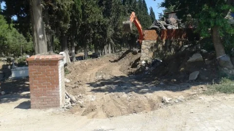 Balıkesir'de Hacı Hüseyinler Mahallesi'nin yolları yenileniyor