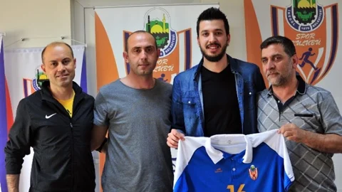 İnegöl Belediyespor Halkbank'tan Aslan Ekşi'yi transfer etti