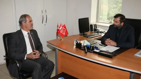 Bursa'da Büyükşehir Belediye Başkanı Recep Altepe, Gürsu'da yeni başkan Mustafa Işık'ı ziyaret etti.