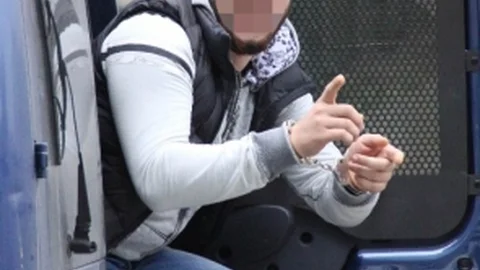 Samsun'da hapis cezası bulunan bir genç cezaevine gönderildi